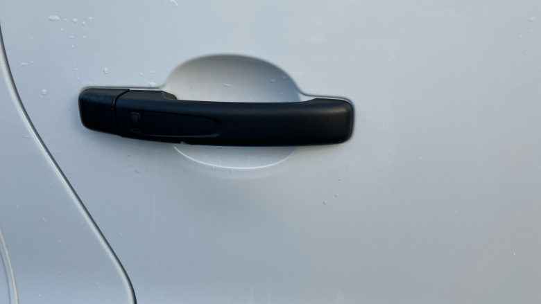 Nissan Primastar 30 L1 Diesel 2.0 dCi 130ps H1 Tekna Van